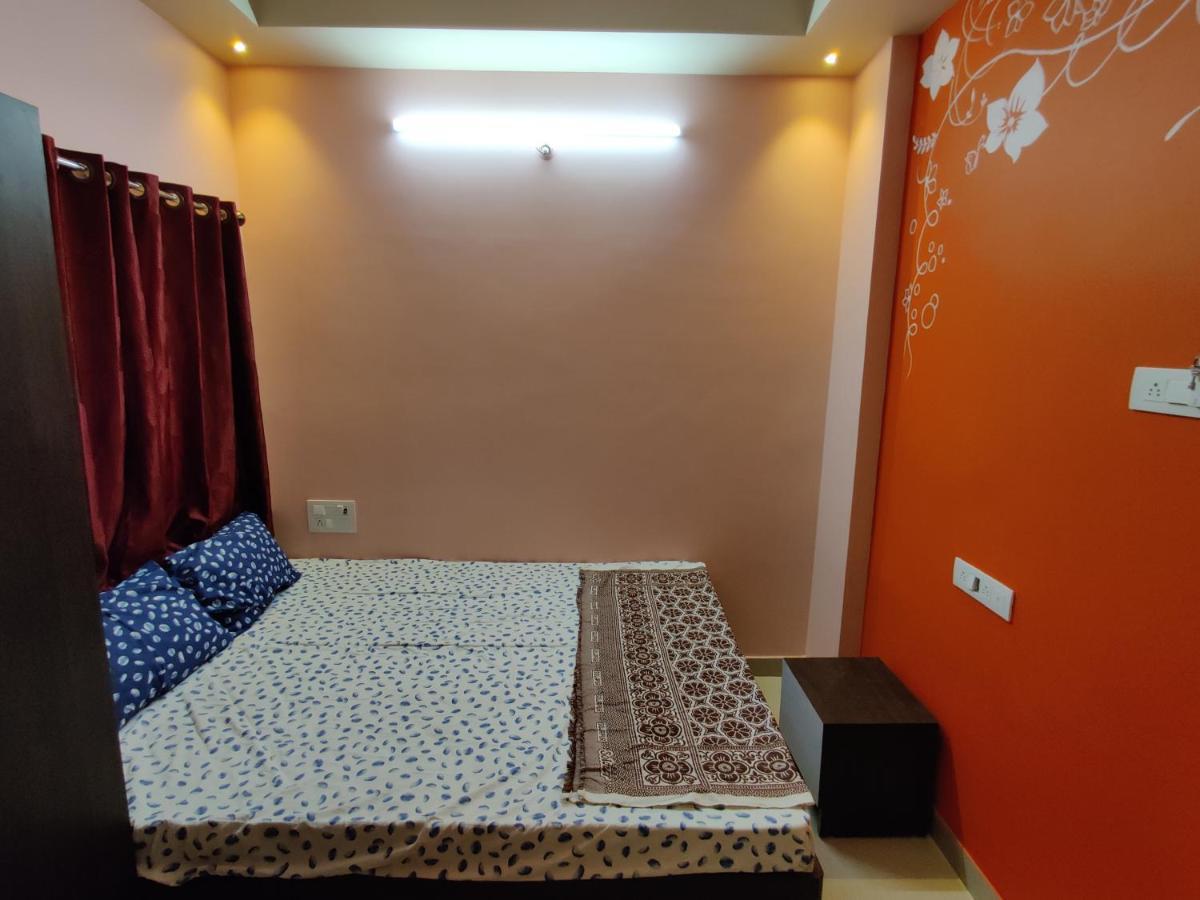 Bandekar Home Stay Mālvan Extérieur photo