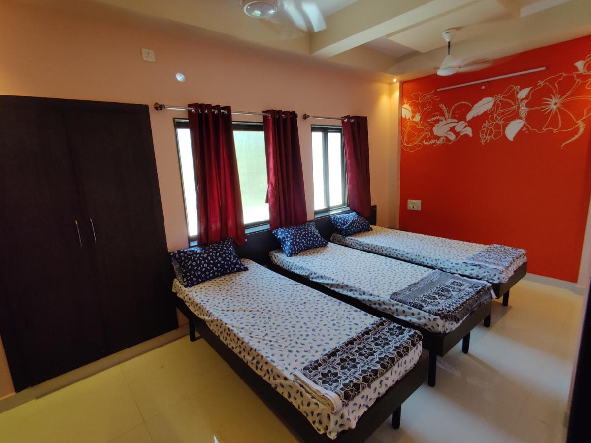 Bandekar Home Stay Mālvan Extérieur photo